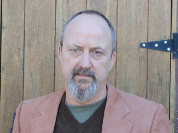 Daniel Woodrell