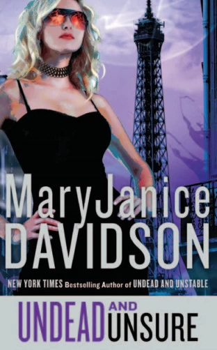 Undead and Unsure (Queen Betsy / The Undead Series #12) by MaryJanice Davidson