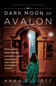 Dark Moon of Avalon (Twilight of Avalon Trilogy #2)