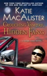 Crouching Vampire, Hidden Fang (The Dark Ones #8)