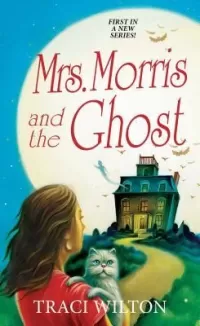 Mrs. Morris and the Ghost (Salem B&B Mysteries #1)